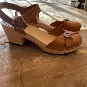 Swedish Hasbeen platform brown sandal size 10